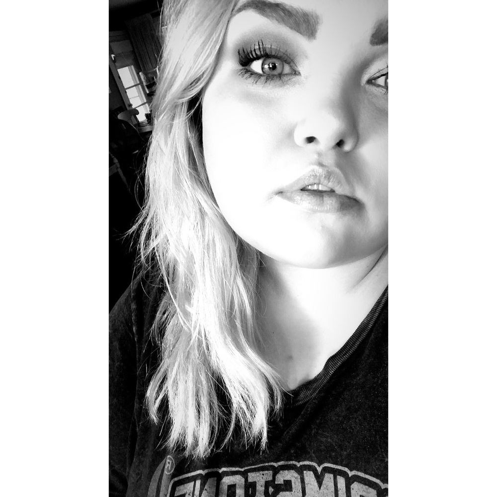 Meet your Posher, Kenedie